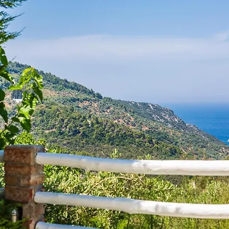 Glysteri - Like Comfort & Sea Views Апартаменты Скопелос