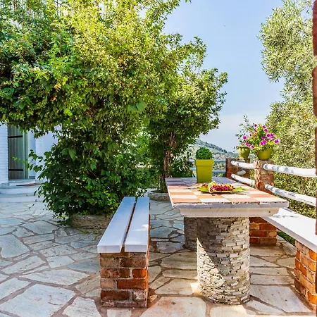Glysteri * Skopelos Town