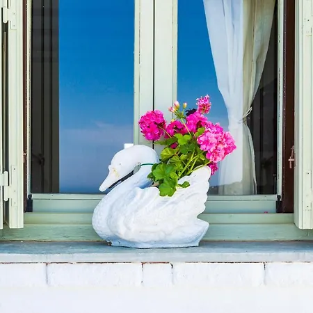 Glysteri Skopelos Town