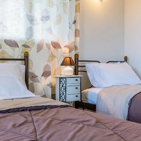 Glysteri - Like Comfort & Sea Views Апартаменты *