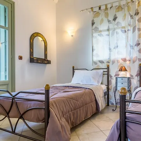 Apartament Glysteri *
