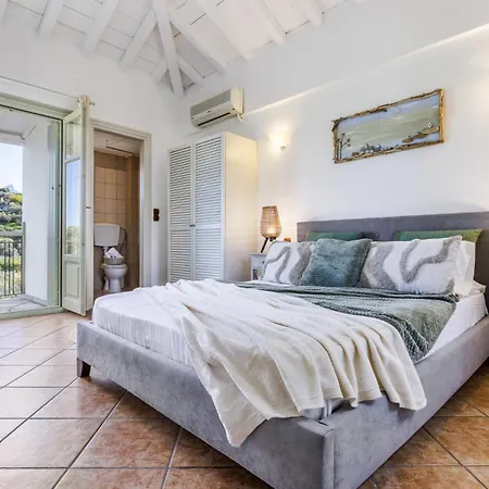 Glysteri - Like Comfort & Sea Views *